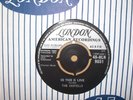 THE CASTELLS,  SO THIS IS LOVE,   LONDON RECORDS 1962  EX+