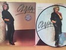 OLIVIA NEWTON JOHN 