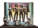 KISS LOVE GUN 2004 DELUXE  EDITION Super Stage Figures McFarlane Toys Diorama