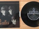 DISQUE LES BEATLES OSX 222 EN FORMAT 45T EP