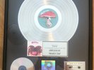 HEART - DREAMBOAT ANNIE 'HOLOGRAM' STYLE RIAA AWARD FOR SALES OF 1 MILLION