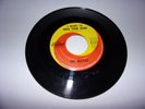 The Beatles: I Want To Hold Your Hand / I Saw Her Standing There 45 Rpm / 1964