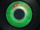 SANG HUGH (AKA) KEITH MORGAN - MAMA DON'T CRY  (ROOTS REGGAE) 45