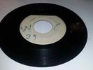 BLANK[T.ISLE]/GOLDEN PETUNIA - LYNN TAITT & THE COMETS [SKA INST.]   7