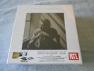 Coffret  JOHNNY HALLYDAY  RESTER VIVANT  NEUF sous BLISTER  ???? SUPER OFFRE   ????