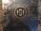 THIRD MAN RECORDS VAULT 29.PEARL JAM LIVE. LP/45/Book/Patch/Medal Sealed New