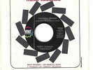 BOBBY WOMACK 45  California Dreamin' / Baby, You Oughta Think It Over - NM