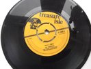 The PARAGONS -  ONLY A SMILE  45 TREASURE ISLE SKA/ROCKSTEADY REGGAE