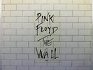 PINK FLOYD The Wall 2-LP 1979 US ORIG PC2 36183 w/LYRIC SLEEVES +CONCERT PROGRAM