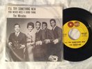 MIRACLES 45 I'll Try Something New TAMLA rare P/S Smokey Robinson