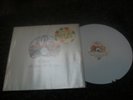 TRES BEAU 33T DISQUE COULEUR DC10  QUEEN A NIGHT OF THE OPERA
