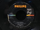 Big Frank/Essences-I Won't Let Her See Me Cry-Philips 40283-NORTHERN SOUL