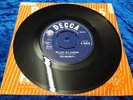 THE MAJORITY WE KISS IN A SHADOW/ RING THE BELLS F 12313 1966 N MINT