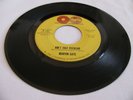 MARVIN GAYE - AIN'T THAT PECULIAR / SHE'S GOT TO BE REAL - TAMLA