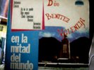 DUO  BENITEZ VALENCIA  EN LA MITAD DEL MUNDO MUSICA USA .DISCO RARO