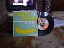 IN-BETWEENS Slade Rare French Split EP The rare banana keyring incl.rare sticker