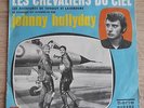 m- super propre   JOHNNY HALLYDAY  45T Les Chevaliers Du Ciel