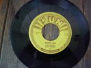 ELVIS PRESLEY MYSTERY TRAIN 45 SUN ORIGINAL 1955.