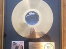 HEART - GREATEST HITS/LIVE 'FLOATER' STYLE RIAA AWARD FOR SALES OF 500,000.
