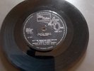 GLADYS KNIGHT & THE PIPS--TAKE ME IN YOUR ARMS AND LOVE ME Vinyl 7
