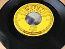 SUN RECORDS 298 - RAY SMITH - So Young/Right Behind You - 45rpm - Ex