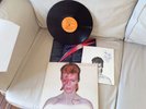 David Bowie Aladdin Sane Vinyl Record LP 1973 ,with Fan Club ( See Description )