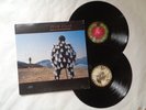 pink  floyd (delicate sound of thunder) double gatefold album on e m i   1988