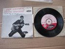 JOHNNY HALLYDAY: T'aimer follement +3   EP VOGUE 1960 7750  languette / centreur