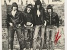 Ramones st ‘76 LP Signed x4 Joey Johnny DeeDee Marky Rare Punk Sex Pistols