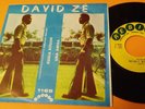 DAVID ZÉ + ÁGUIAS REAIS · Kuála Kituchi / Amiga · AFRO BEAT  45 ANGOLA · Rebita