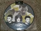 QUEEN, Under Pressure 7