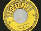 ROCKABILLY - WARREN SMITH - SWEET SWEET GIRL  -HEAR -1959 SUN 314
