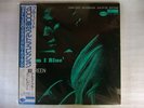 GRANT GREEN AM I BLUE / JAPAN BLUE NOTE WITH OBI