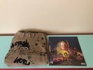 TRAVIS SCOTT - ASTROWORLD VINYL & Hoodie