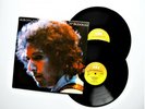 BOB DYLAN - BOB DYLAN AT BUDOKAN - LP UK 1979 - COMPLETE WITH POSTER - NEAR MINT