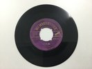 Elvis Presley 45rpm ( Hound Dog / Don’t Be Cruel ).