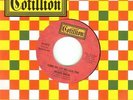 Moses Smith Keep On Striving / Come On, Let Me Love You Vinyl Single 7inch