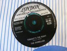 THE SHIRELLES TONIGHTS THE NIGHT / THE DANCE IS OVER 1960 LONDON 45-HL 9233 EX+