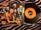 David Bowie: Diamond Dogs 7”. Spanish press with picture sleeve. Holy Holy