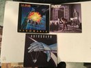 ratt-invasion of your privacy-def leppard pyromania-autograph sign in-vinyls