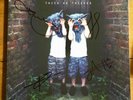 The Temper Trap - Thick As Thieves  12