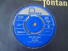 Lisa Rayne - Don't Ever Change 1965 UK 45 FONTANA MOD THE KINKS