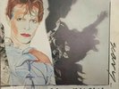 DAVID BOWIE SCARY MONSTERS ORIG UK VINYL LP w/GATEFOLD LYRIC INSERT EX RCA 1980