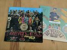 UK THE BEATLES LP SGT PEPPERS LONELY HEARTS CLUB BAND PARLOPHONE PCS 7027 REISSU