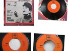 Bob Dylan The Times they are a Changin 45 Vinyl Record CBS 201-75-1