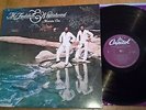 MCFADDEN & WHITEHEAD - LP - MOVIN' ON - CAPITOL - USA - ST.12251 - PROMO COPY