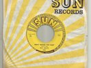 ROCKABILLY bw TEEN-  RAY SMITH - RIGHT BEHINND YOU BABY  -HEAR -1958 SUN 298