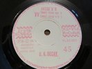 UK DECAY / PNEUMANIA - Rare 4 Track UK Split 7
