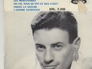 JEAN FERRAT Rare EP  VOL. 1 LES MERCENAIRES (dechirure au recto Disque Ex état )