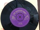 BLUE MOON  - ELVIS PRESLEY HMV 45 POP 272 GOLD LABEL 